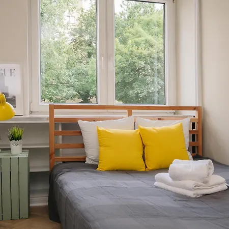 Apartment Srodmiescie By The River *