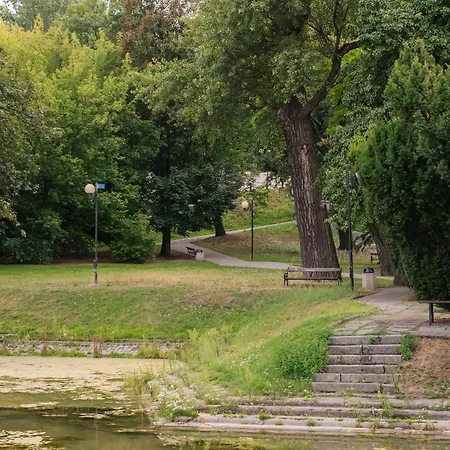 Apartment Srodmiescie By The River *