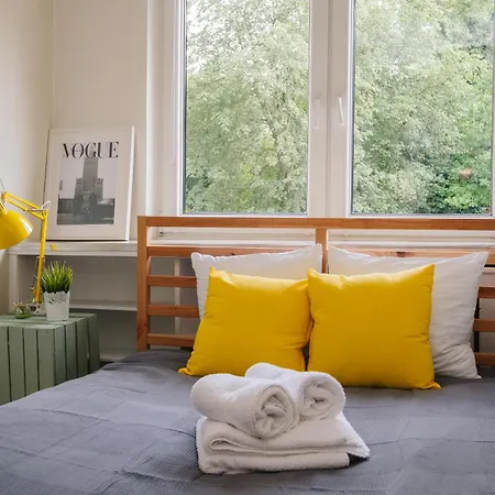 Srodmiescie By The River * Warsaw